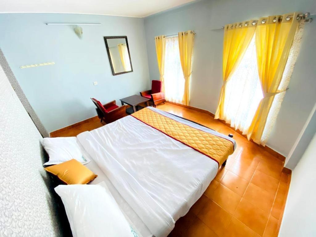 Hotel Bob Lesiure Ooty Exterior foto